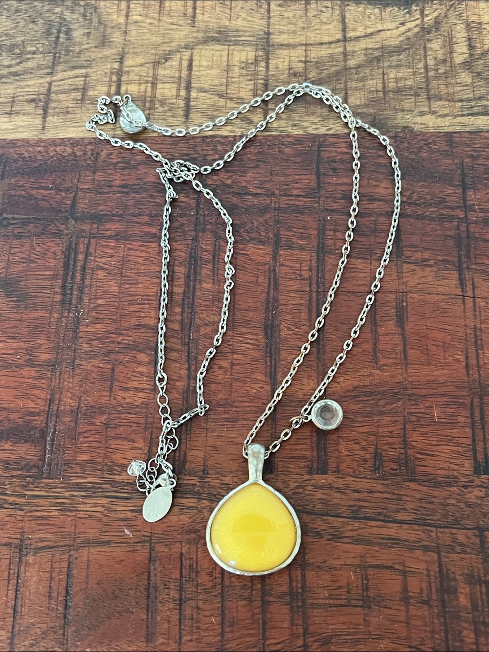 White House Black Market Silver Yellow Stone Pendant Charm Necklace w/ pouch